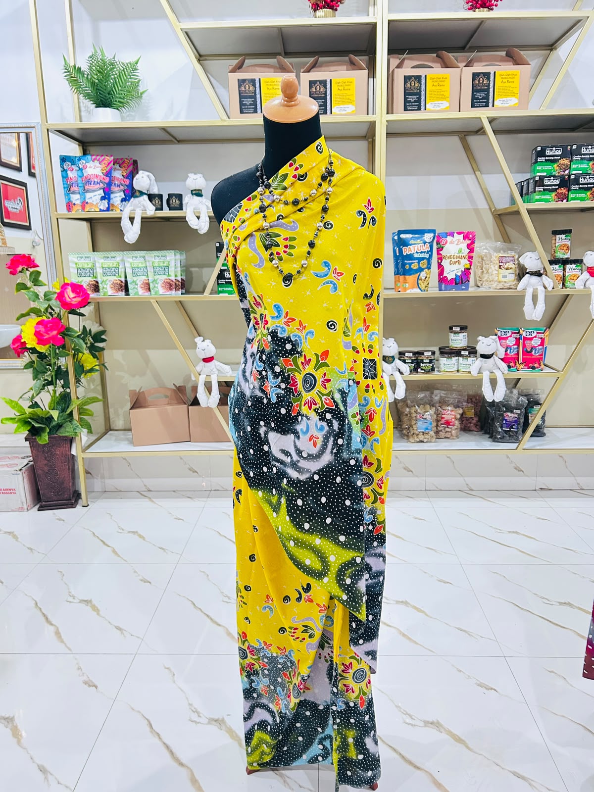 batik Kuning cerah