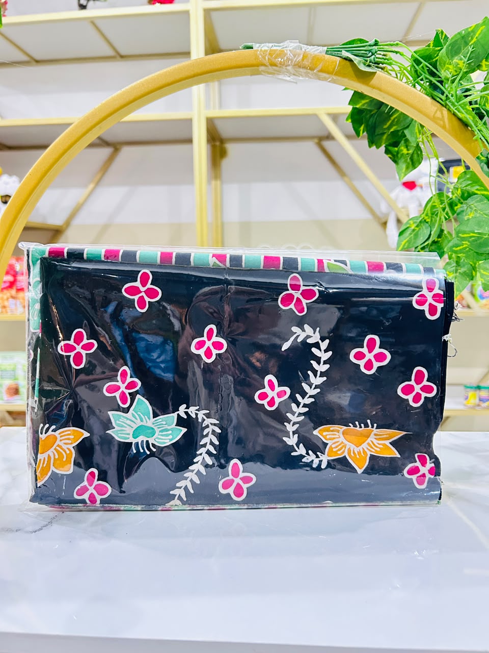 Batik Bunga Kecil-kecil